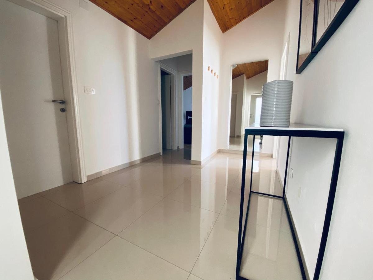 Cirjak Apartments Биоград-на-Мору Экстерьер фото